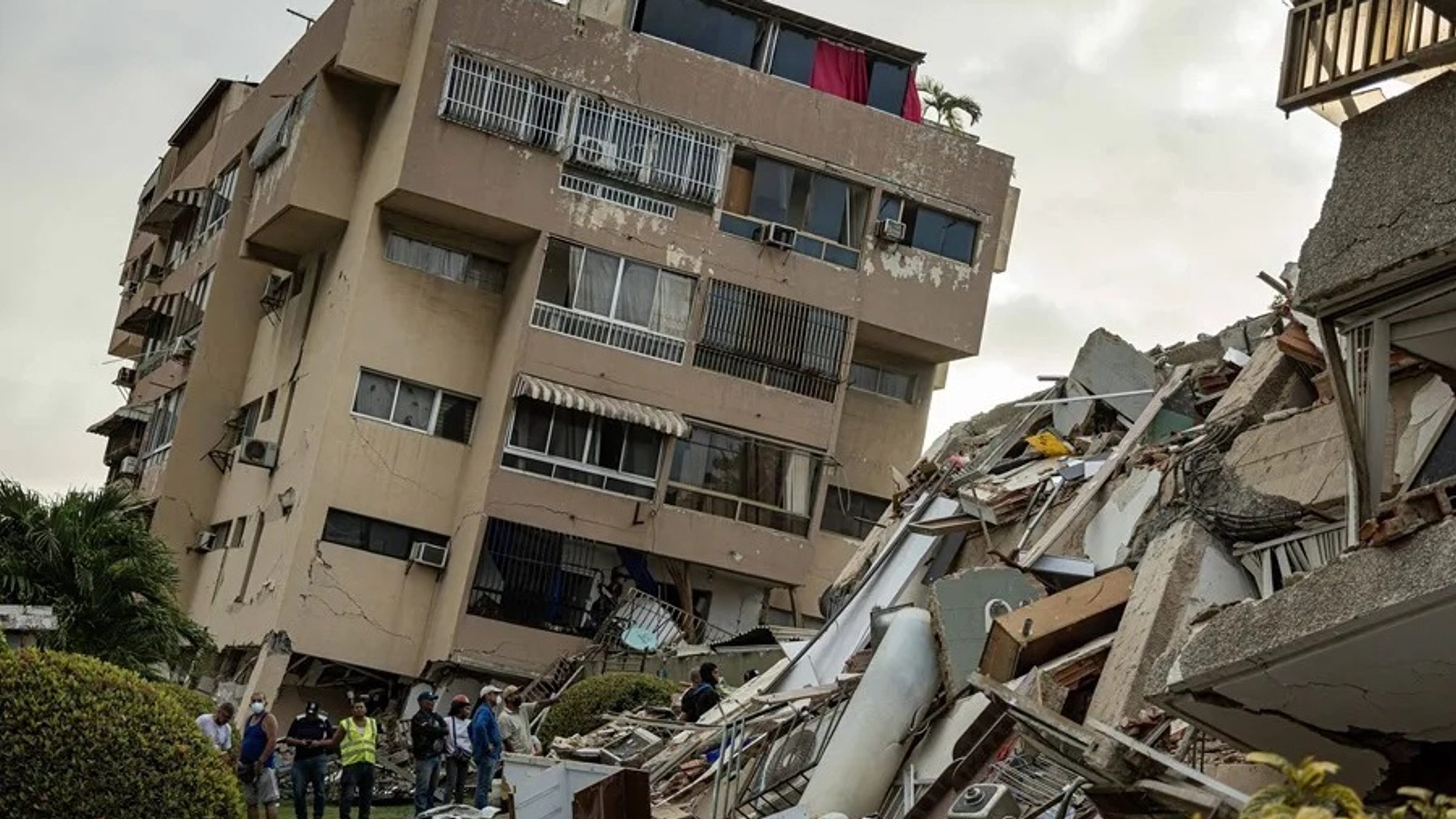 Los terremotos destruyen ciudades en minutos. Los malos gobiernos pueden destruir generaciones enteras