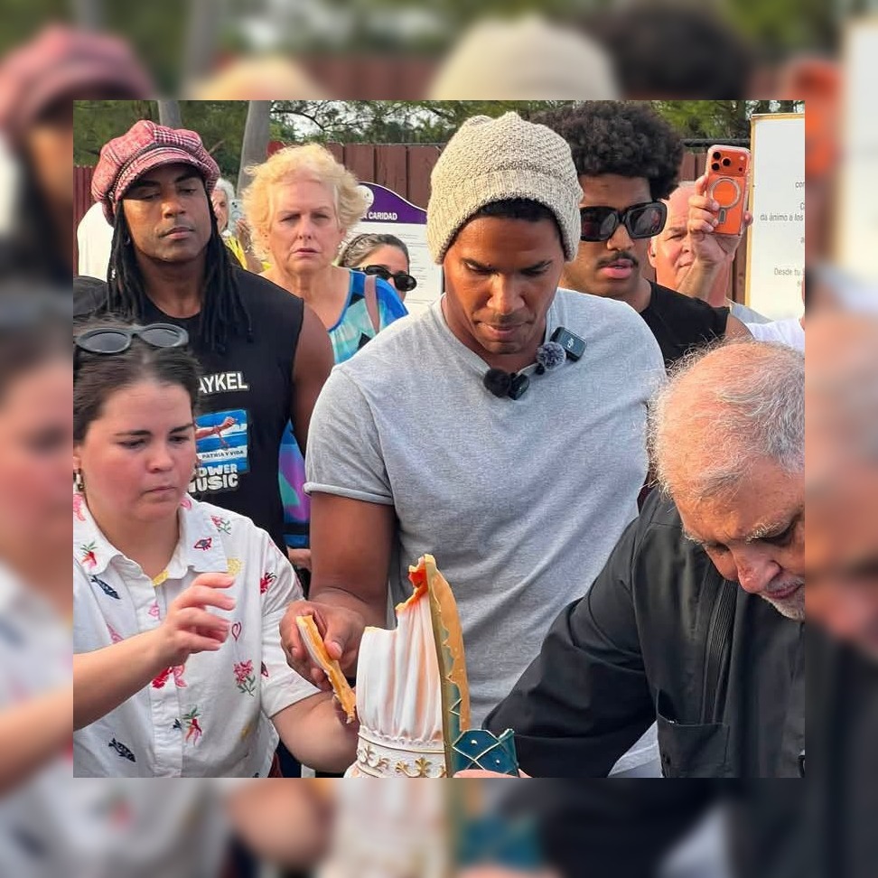 Luis Manuel Otero realiza su primer performance en Miami. Julio de 2026.