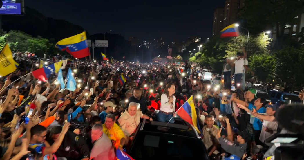 Machado regresó el domingo 25 de octubre a Venezuela, después de diez meses de exilio forzado. 