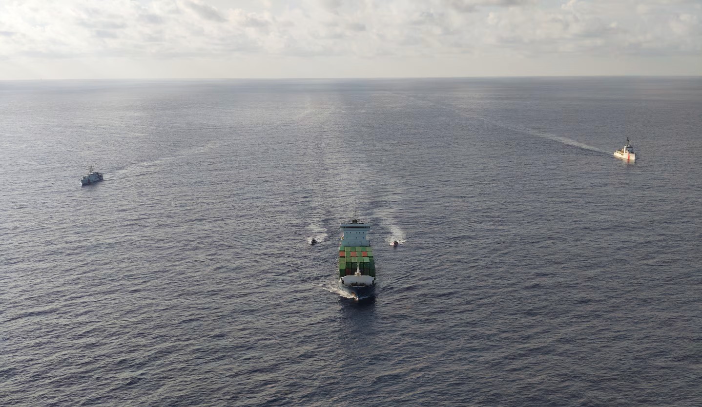 La Guardia Costera estadounidense vinculó el caso del M/V Grace con una operación anterior contra el M/V Jaira Provider, otra embarcación que, según las autoridades, transportaba combustible ilícito hacia Cuba