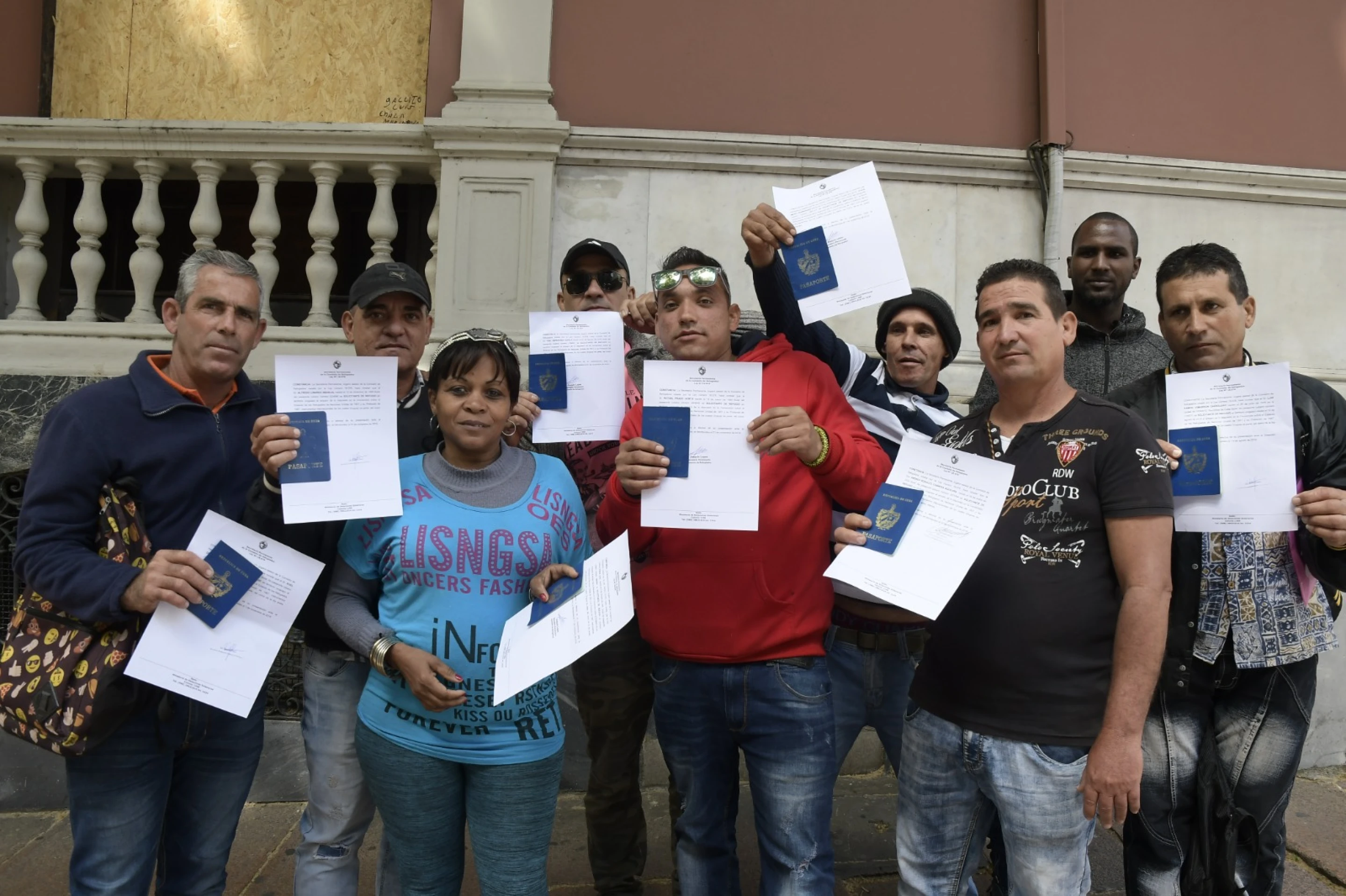Cada mes alrededor de 30 cubanos llegan por la frontera de Rivera y piden protección internacional. Foto: El País