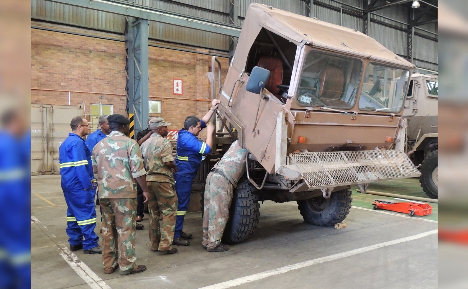 La orden de detener el Proyecto Kgala abre así un nuevo capítulo en la cooperación militar entre La Habana y Pretoria. Foto: Guy Martin