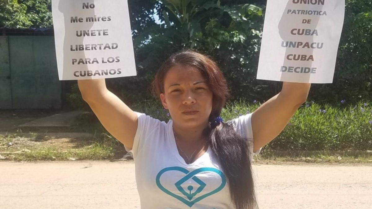 Activista Yeilis Torres Cruz denuncia irregularidades en su caso de asilo político