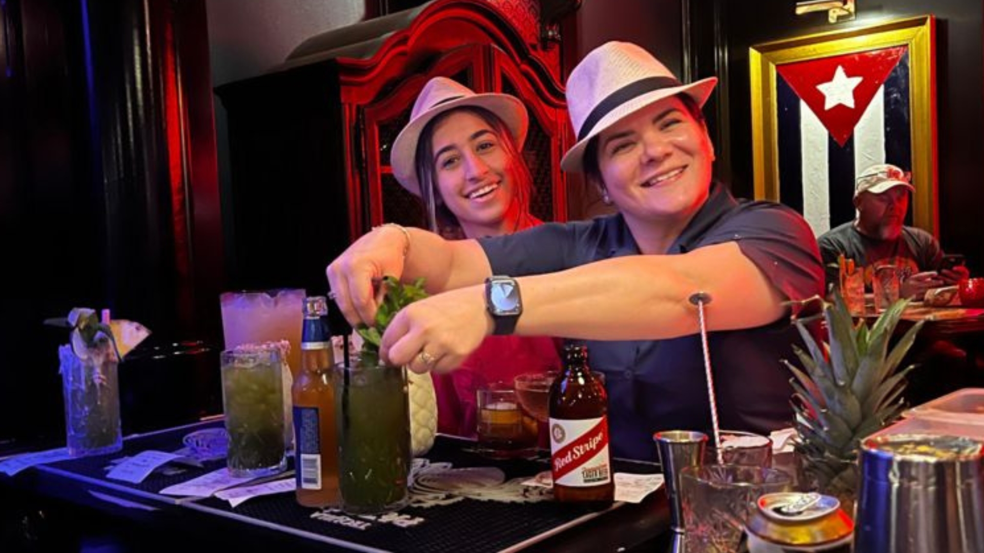 Alrededor de 50 cubanos llegan a diario a Louisville, Kentucky 