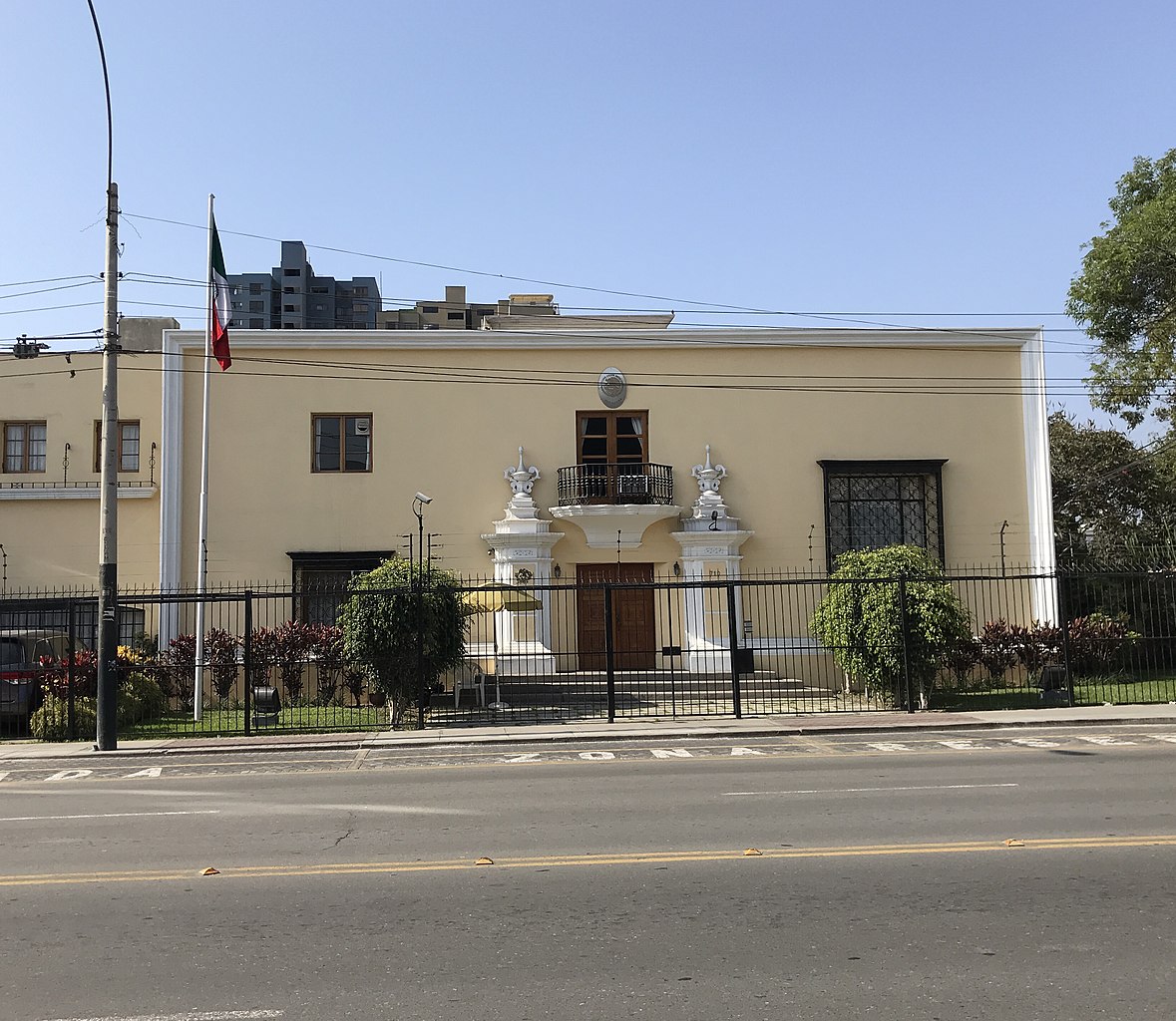 AMLO confirma que Pedro Castillo pidió asilo en embajada mexicana