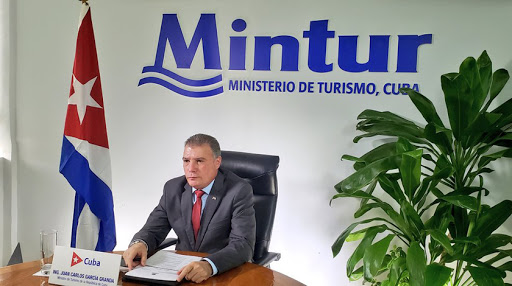 Apagones "no perjudican al turismo", asegura ministro cubano