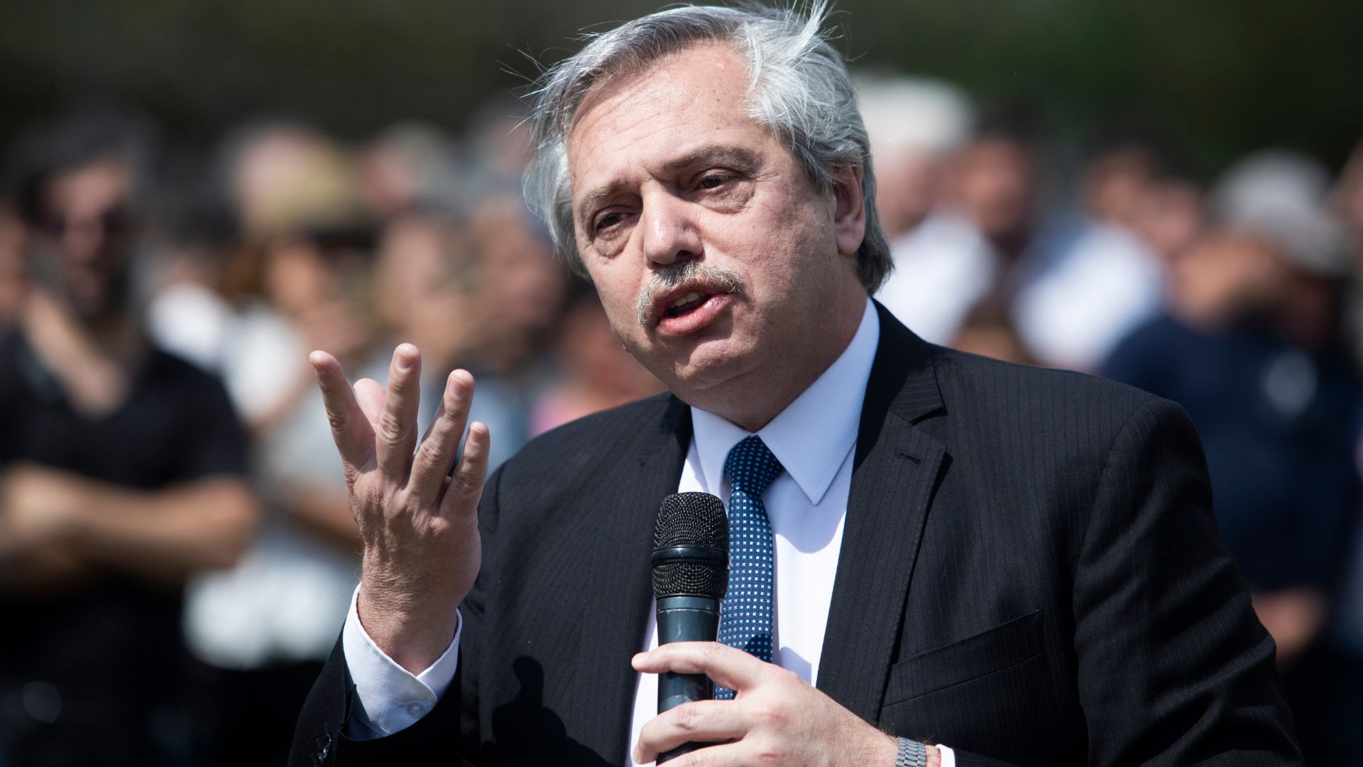 Argentina intentará cobrar deuda millonaria al régimen cubano 