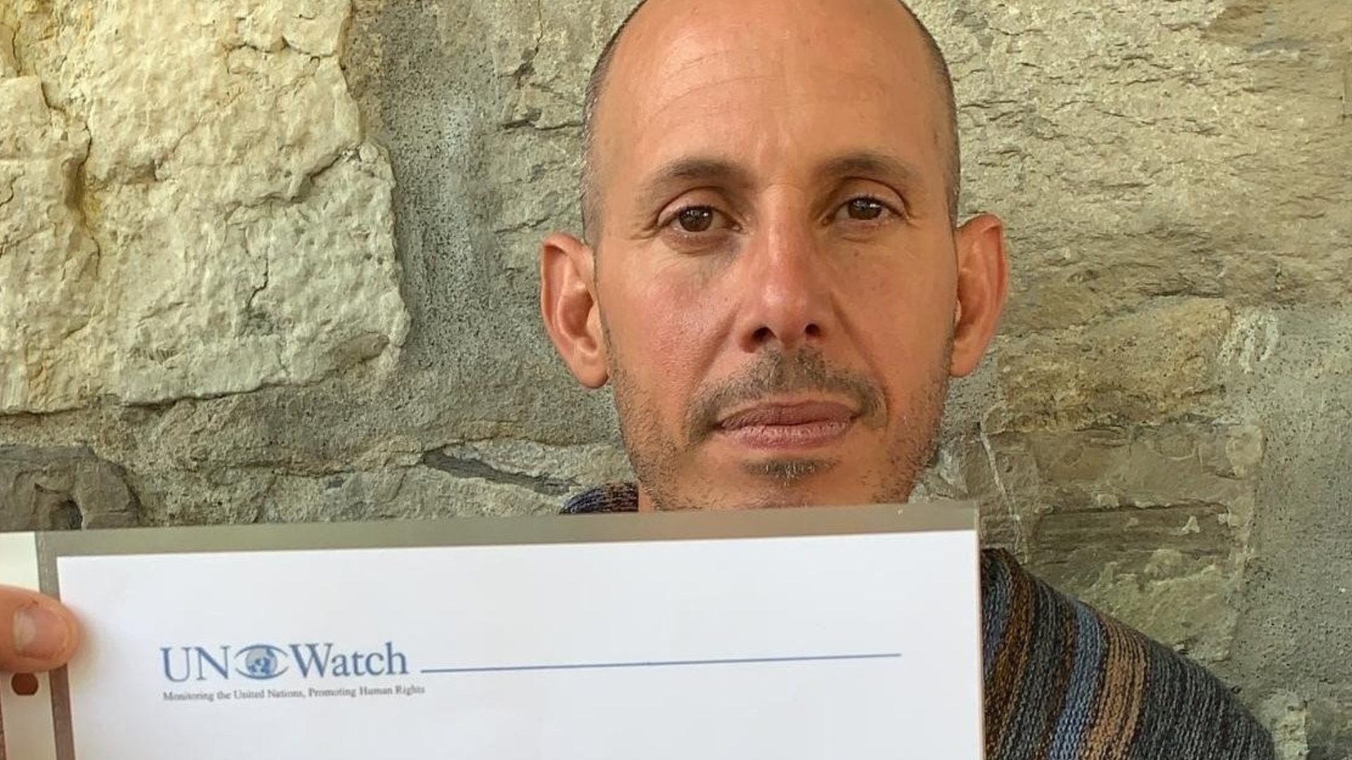 Ariel Ruiz Urquiola denuncia complicidad del Vaticano con dictadura cubana