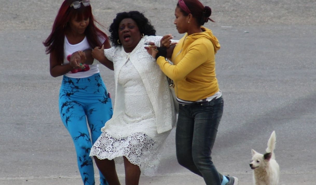 Arresto y amenazas: detienen a Berta Soler y Ángel Moya tras operativo en La Habana