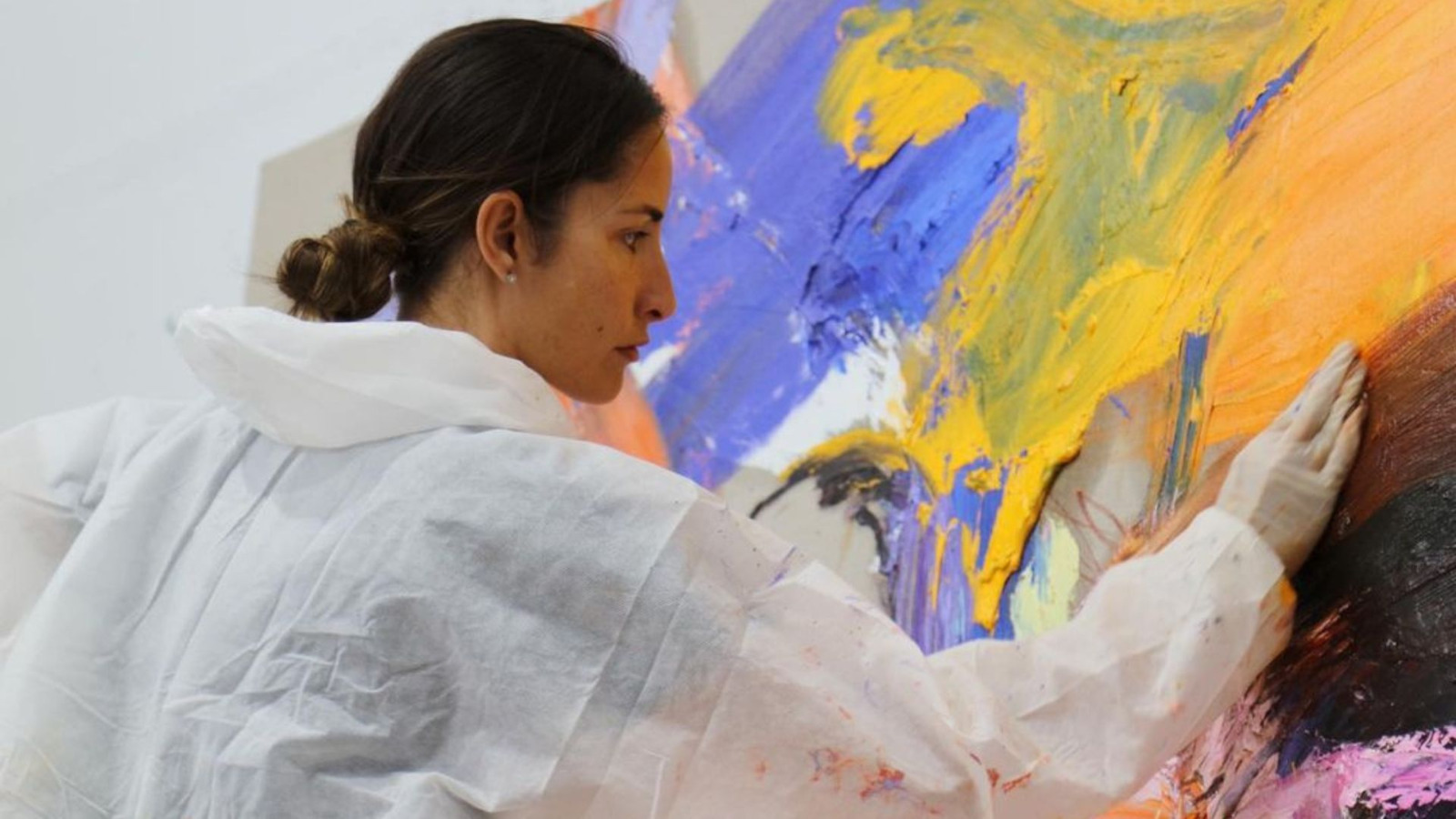 Artista cubana Rachel Valdés, novia de Alejandro Sanz, expone por primera vez en Madrid