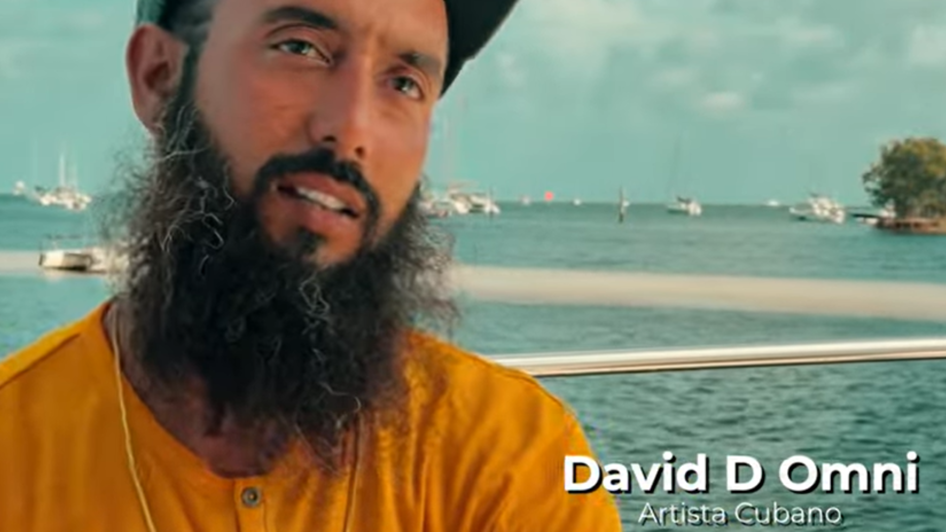 Artista cubano vive en un barco en Miami