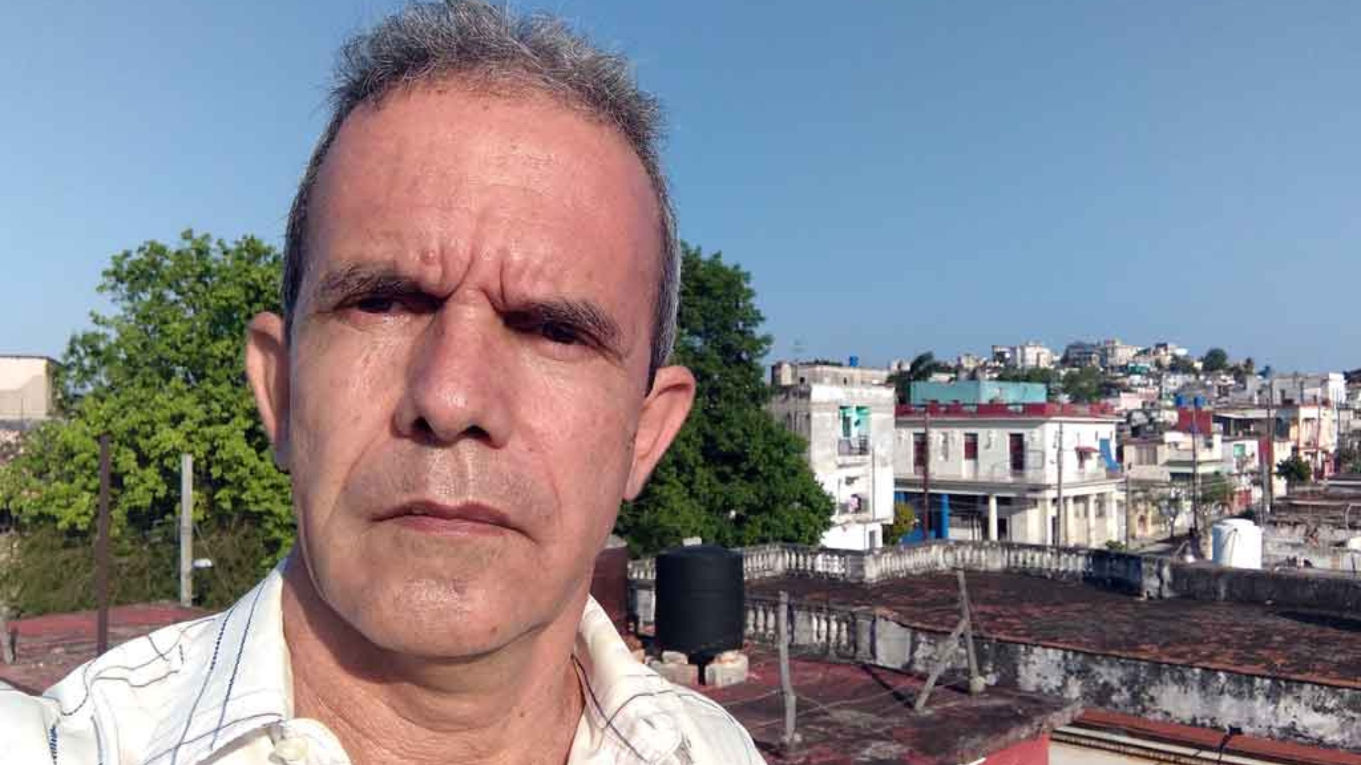 Artistas firman declaración de apoyo al humorista Jorge Fernández Era