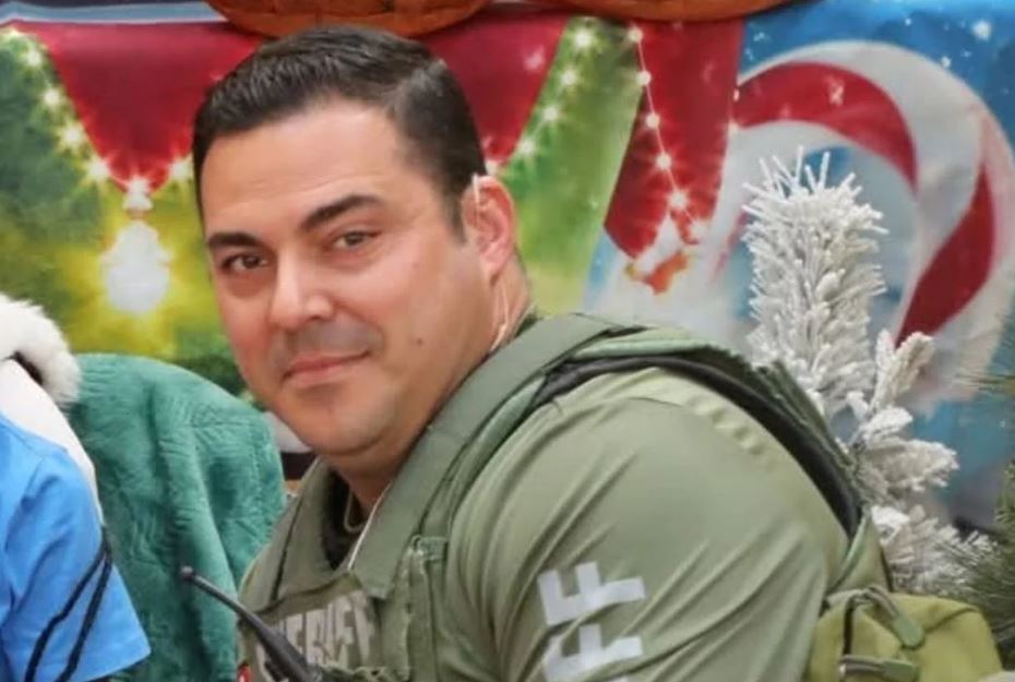 Asesinan a oficial de policía de origen cubano durante parada de tráfico