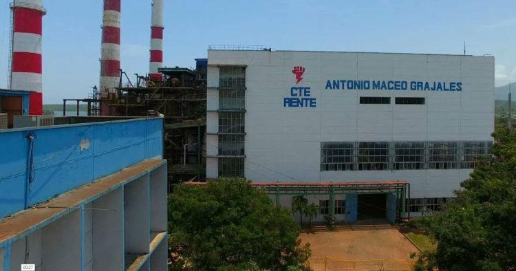 Avería deja en apagón total a Guantánamo y dos municipios de Santiago de Cuba
