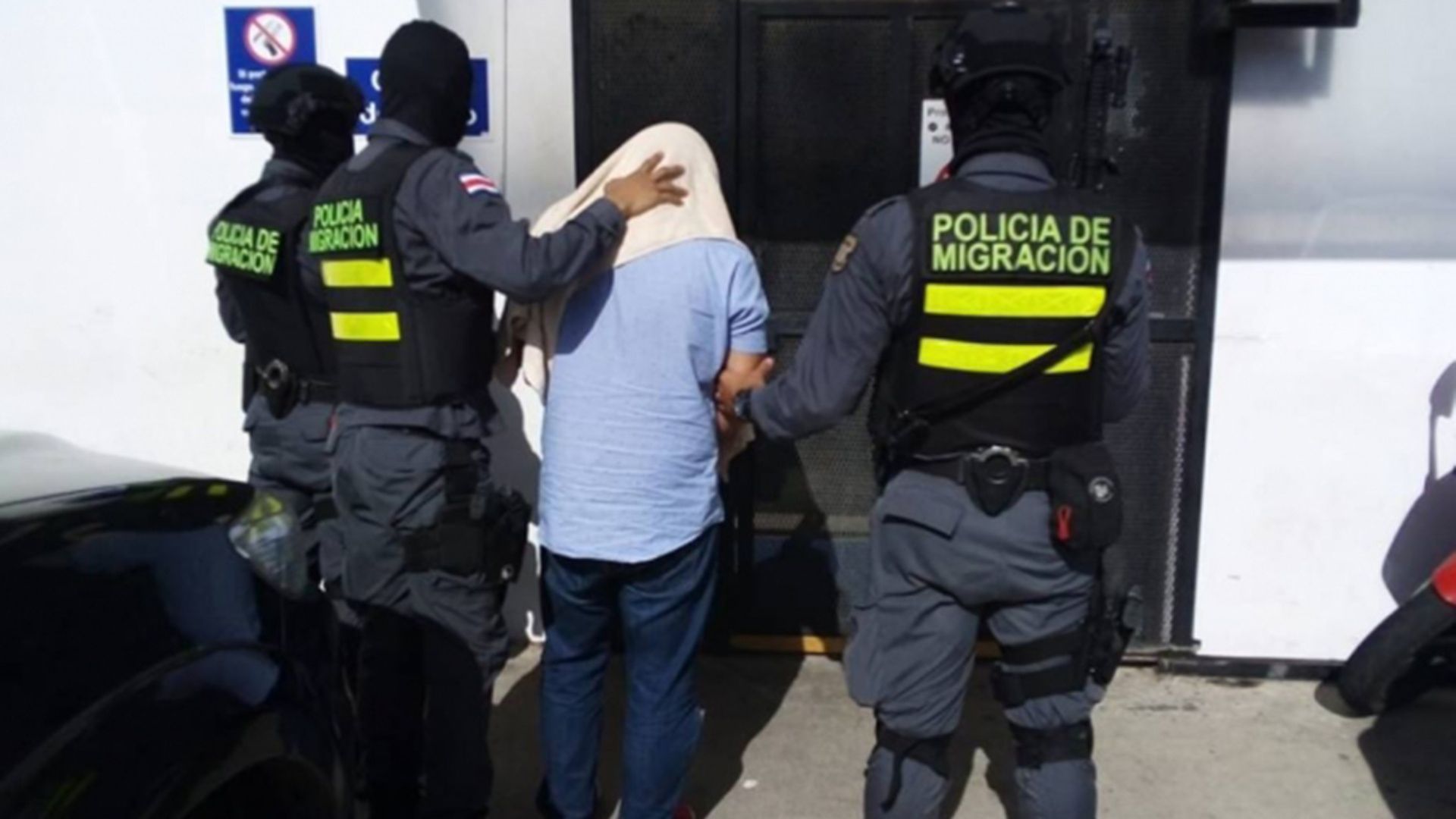 Banda de 17 personas irá a juicio en Costa Rica por tráfico de migrantes cubanos