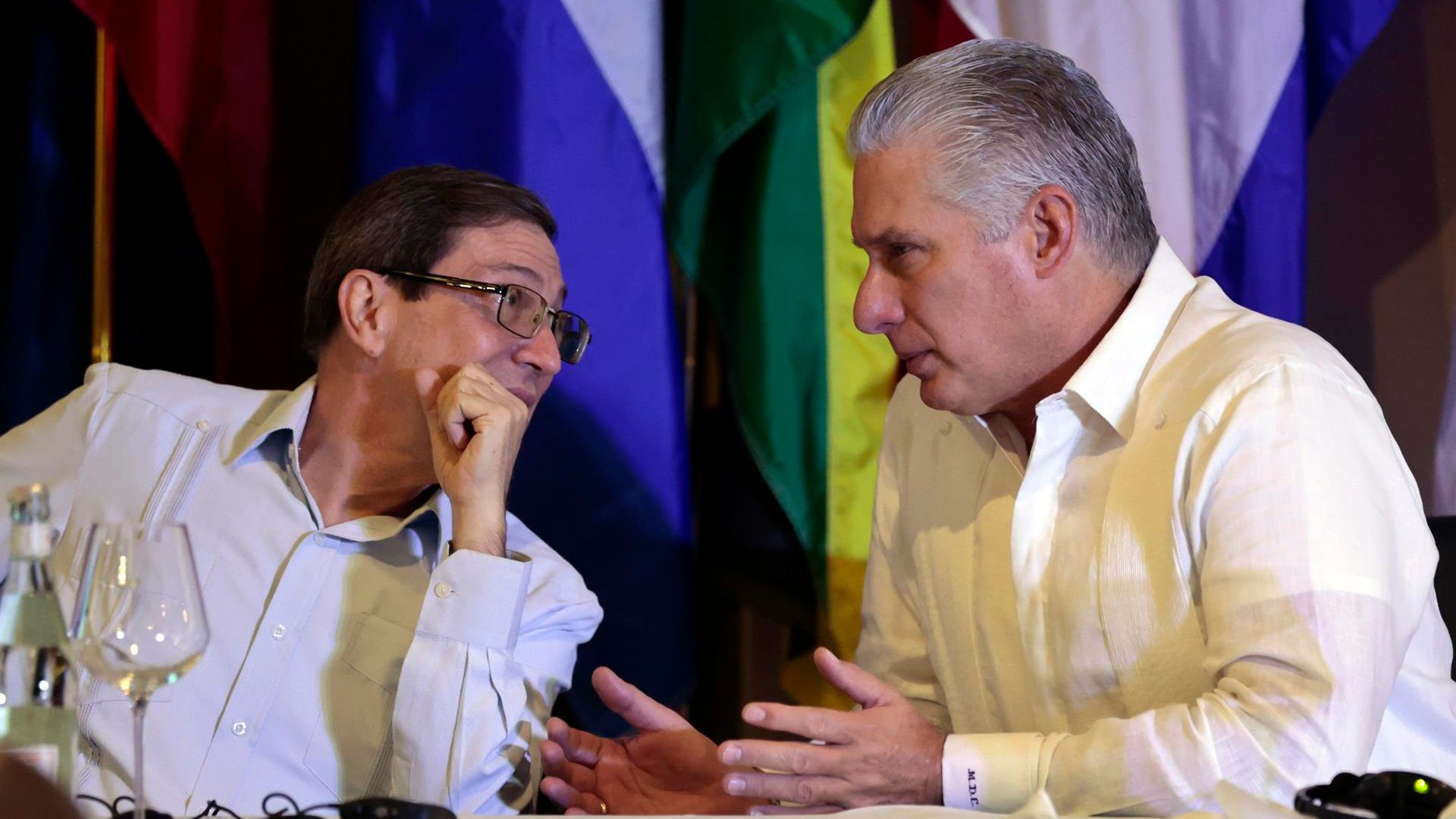 Bruno Rodríguez asegura que "bancarización" del dólar beneficiará a la población