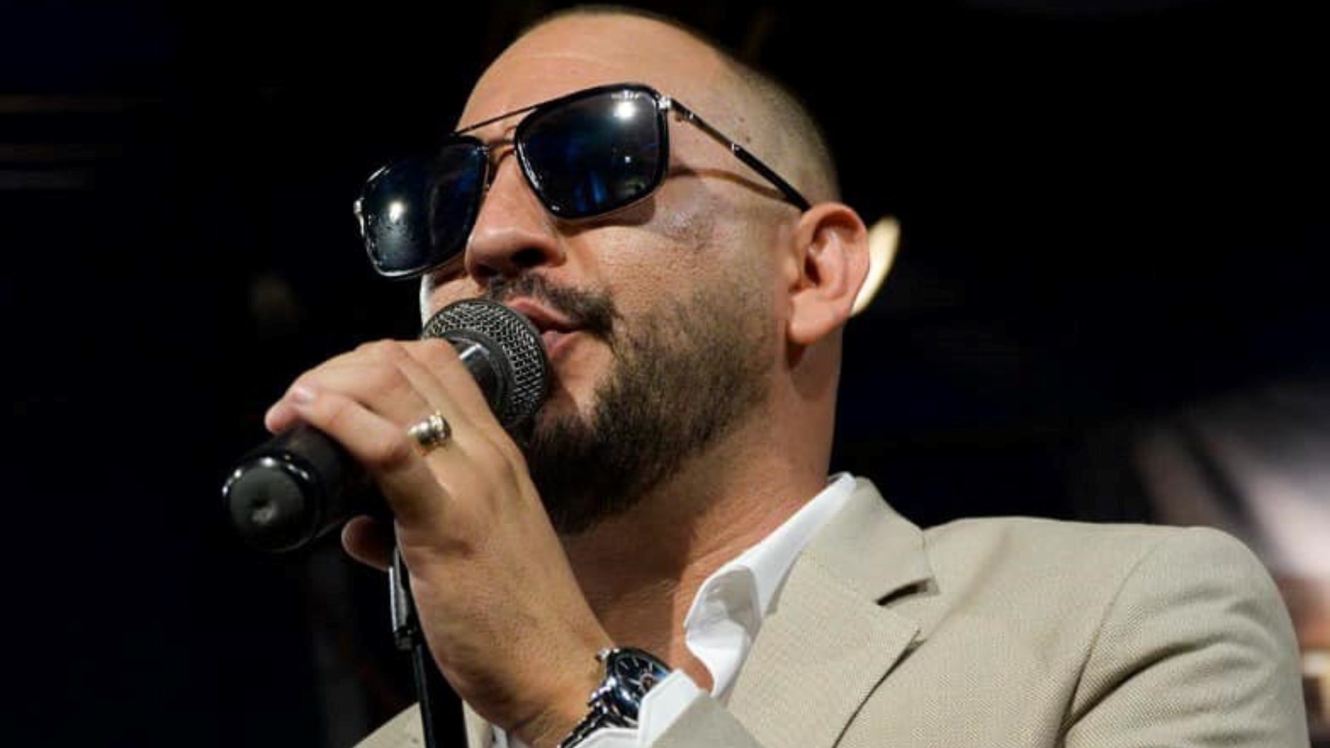 Cantante Emilio Frías, “El Niño”, anuncia fin de su “censura” en Cuba