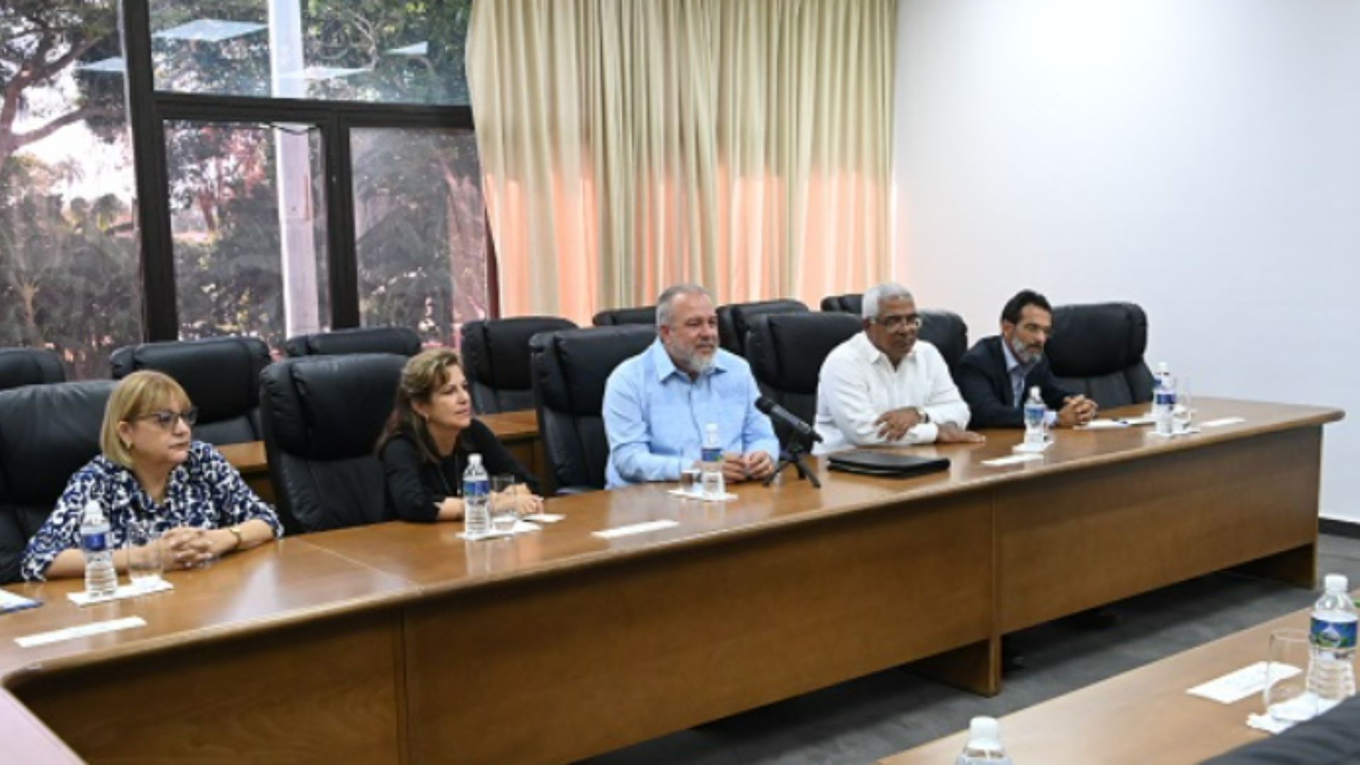 Castrismo anuncia nueva “actualización” de regulaciones para el sector "privado"
