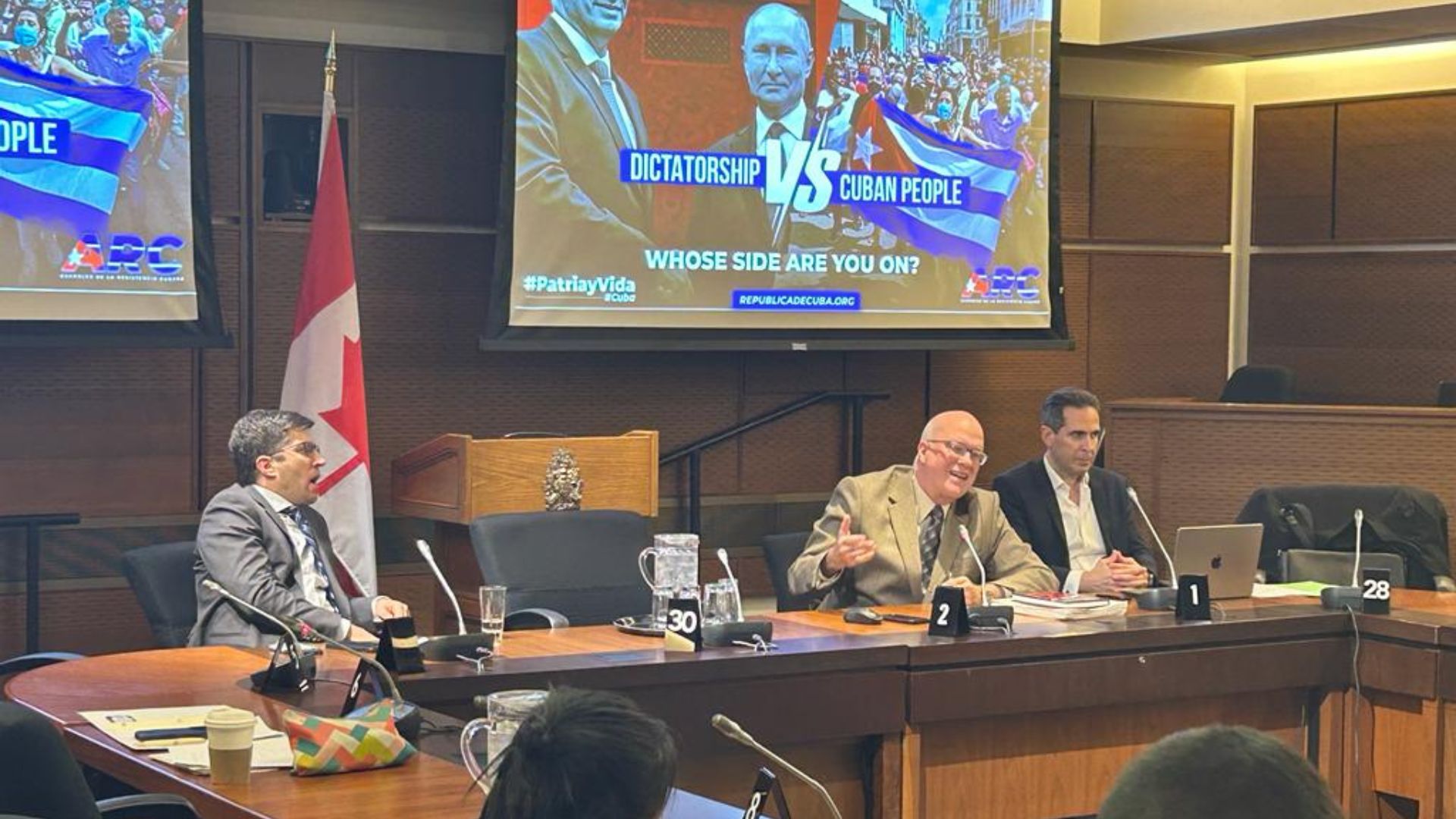 Celebran foro sobre la libertad de Cuba en Parlamento de Canadá