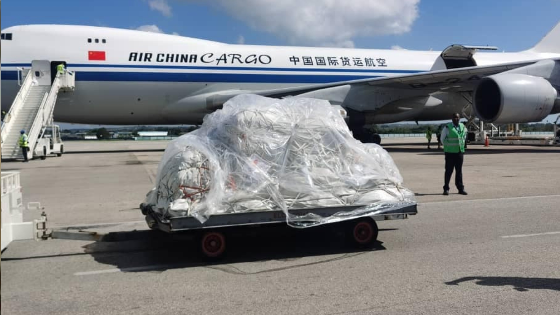 China regala 68 toneladas de arroz al régimen cubano en medio de crisis