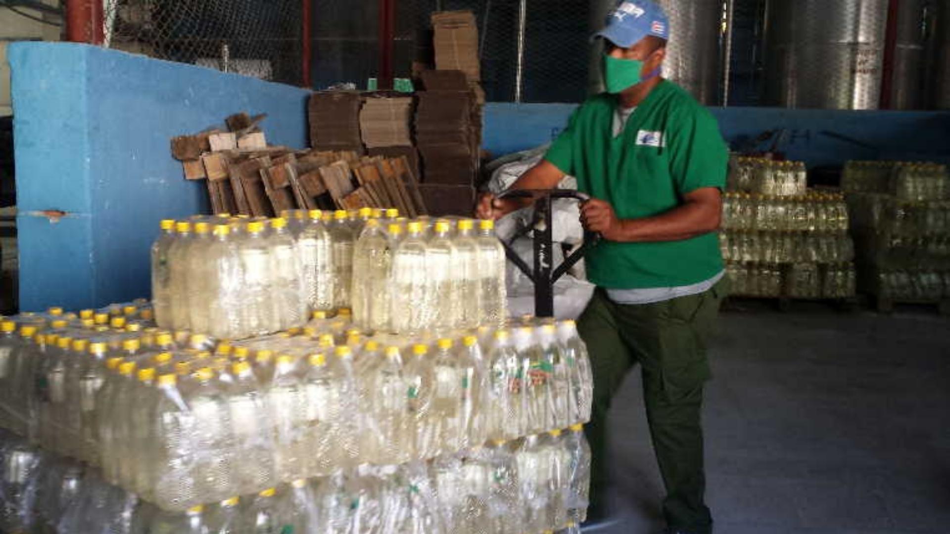“Cobrando al pueblo sus ineficiencias”: aumentarán precios a productos de canasta básica en Sancti Spíritus