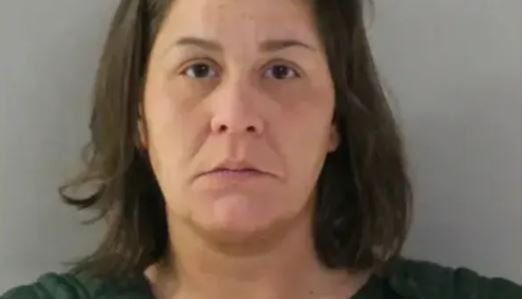 Condenada a muerte por arrancarle el bebé del vientre a una mujer y asesinarla a puñaladas