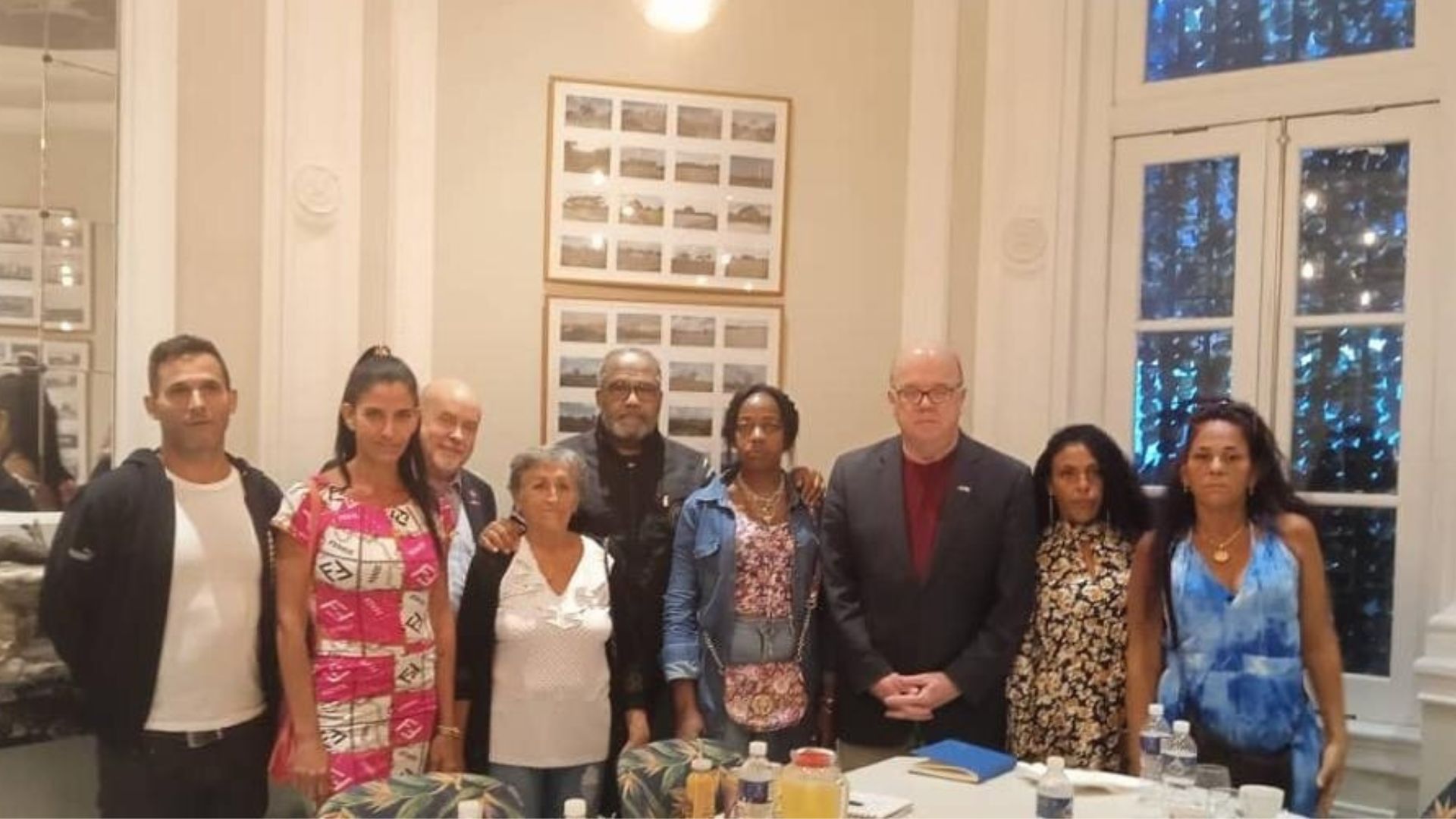 Congresistas de EEUU logran reunirse con familiares de presos políticos del 11J 