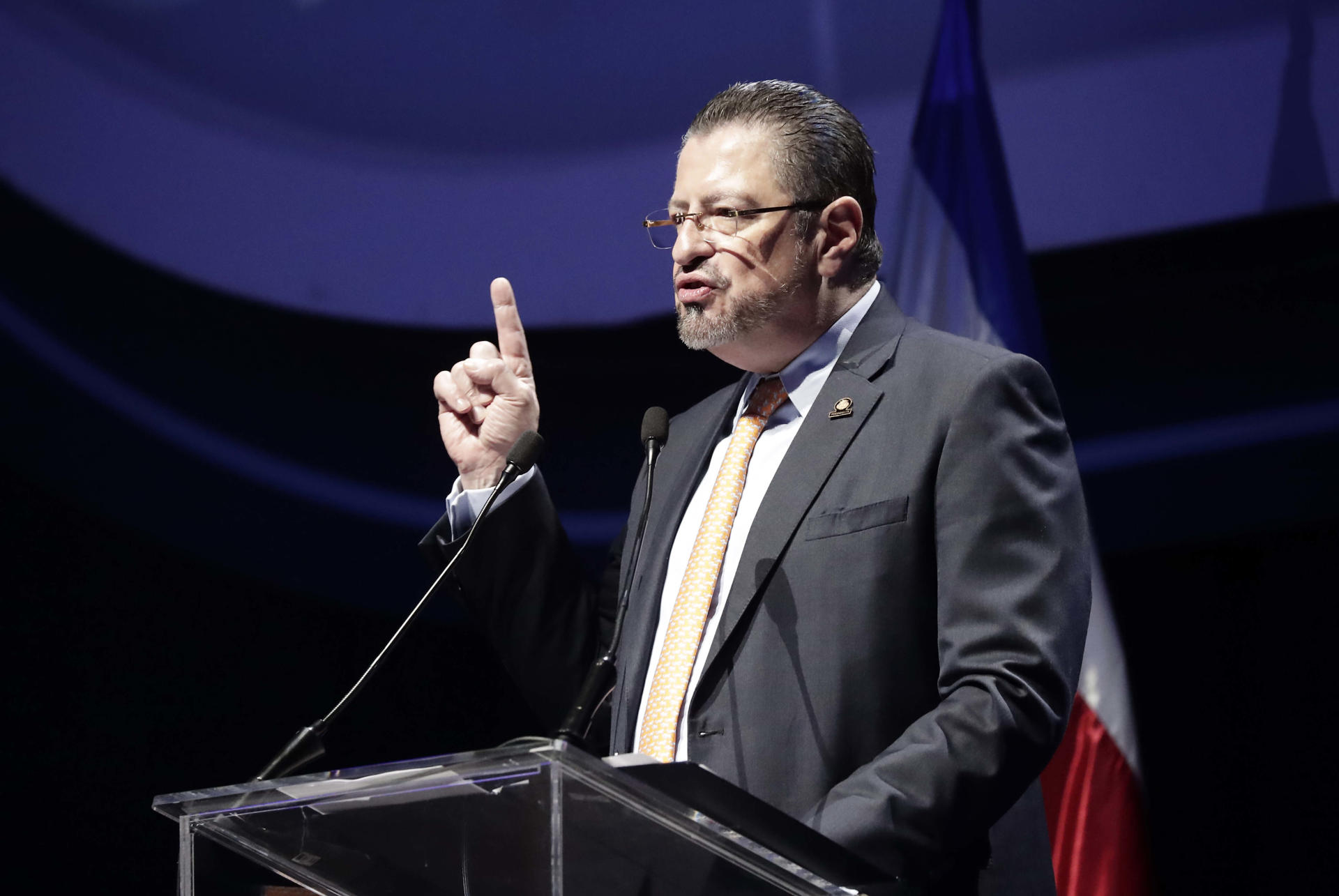 Costa Rica cierra embajada en Cuba y pide retiro de personal diplomático de San José
