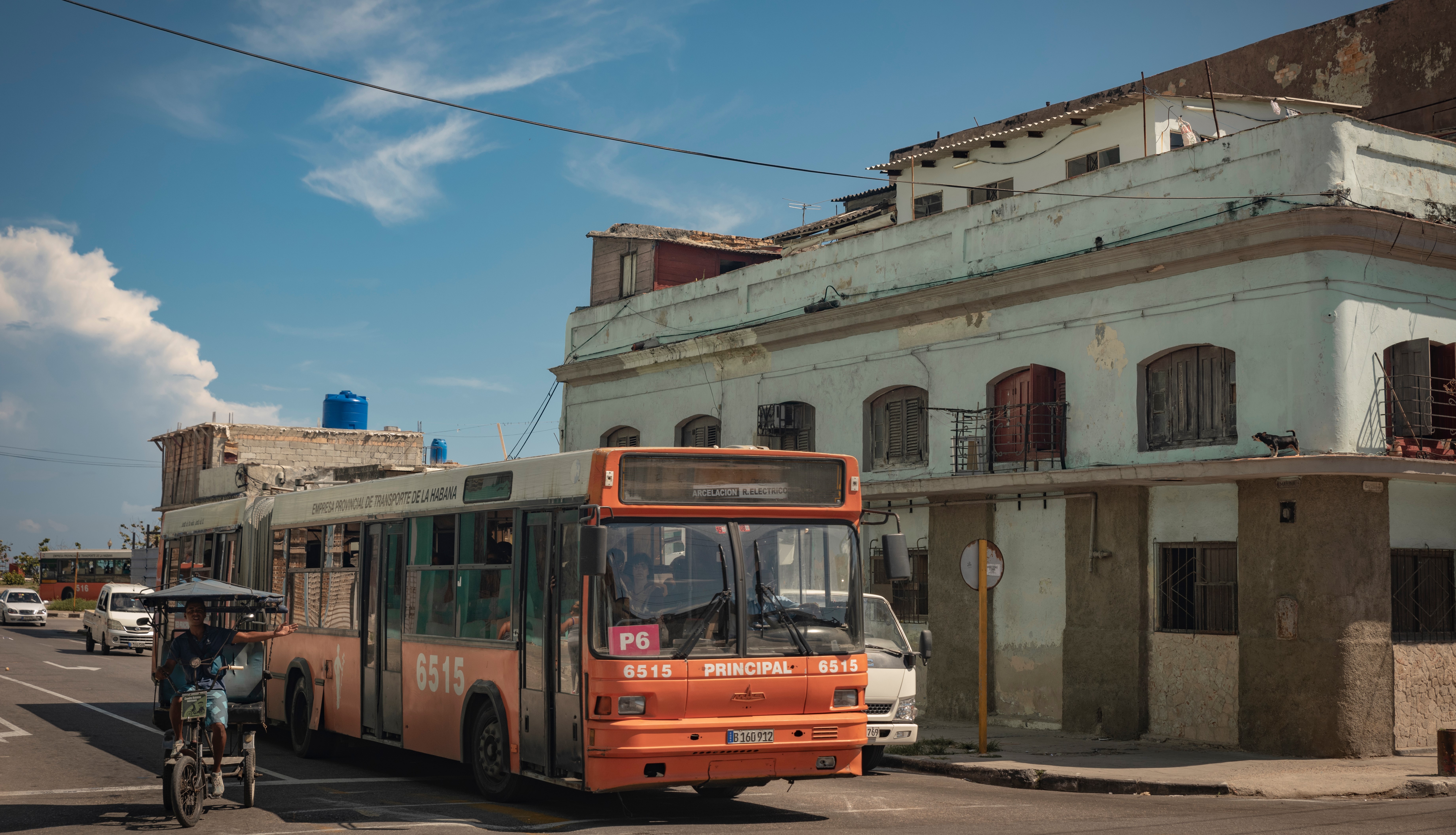 Crisis en Cuba: régimen reconoce que el transporte está en “uno de sus peores momentos” 