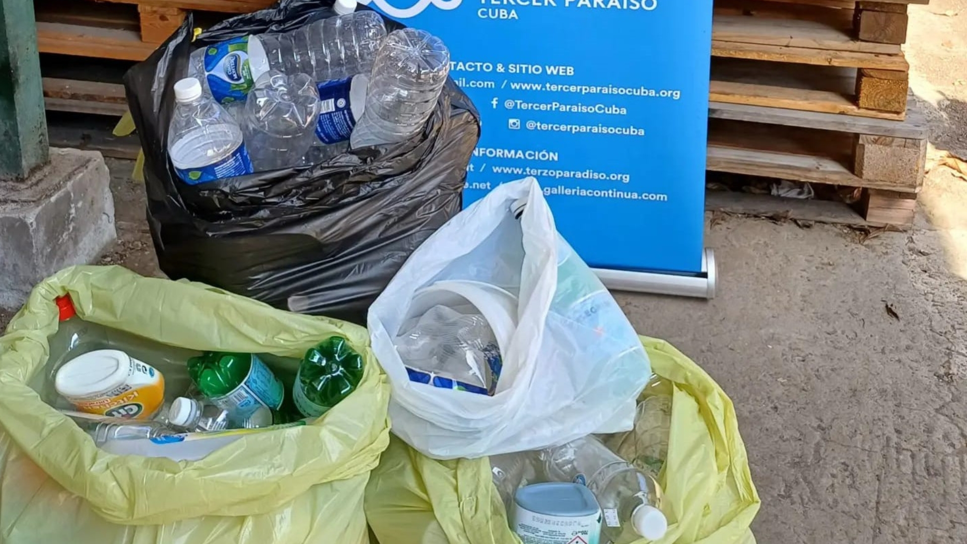 Crisis sanitaria en Cuba: recolectan plástico, vidrio y papel para prótesis mamarias