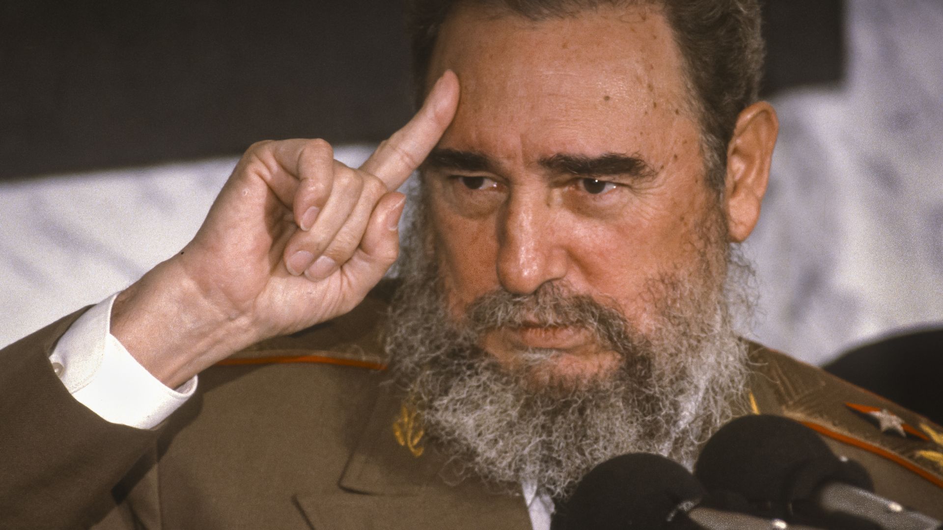 Critican a Cubadebate por publicar discurso homofóbico de Fidel Castro