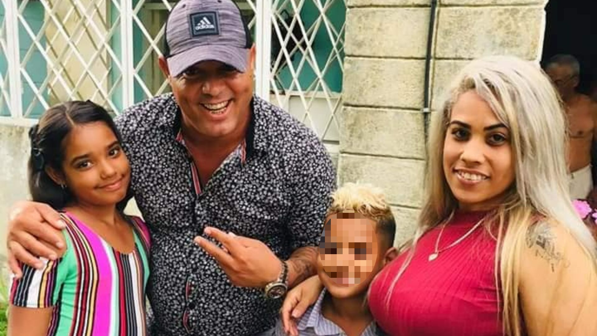 "¿Cuánto más tiene que sufrir mi hijo?" Esposa de preso del 11J exige su libertad