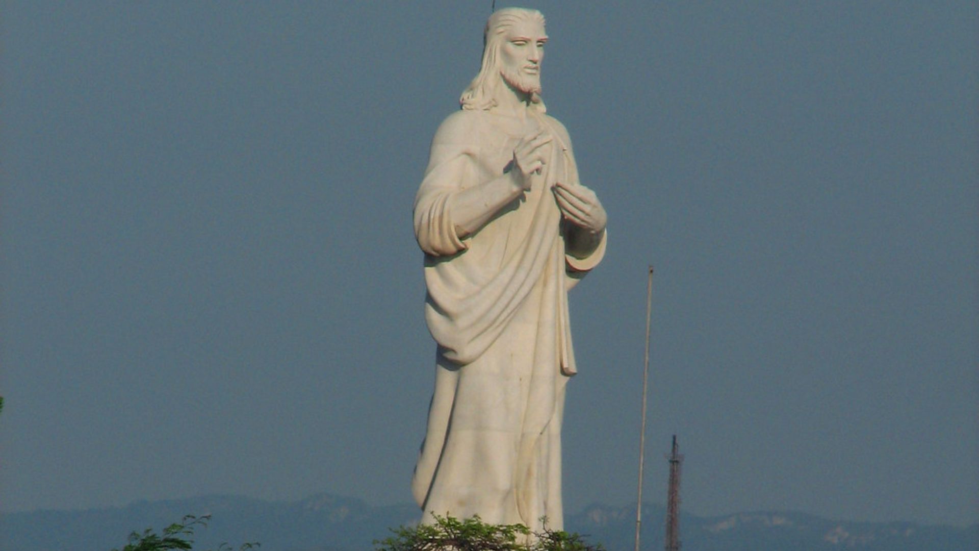 Cuba, cruz y resurrección