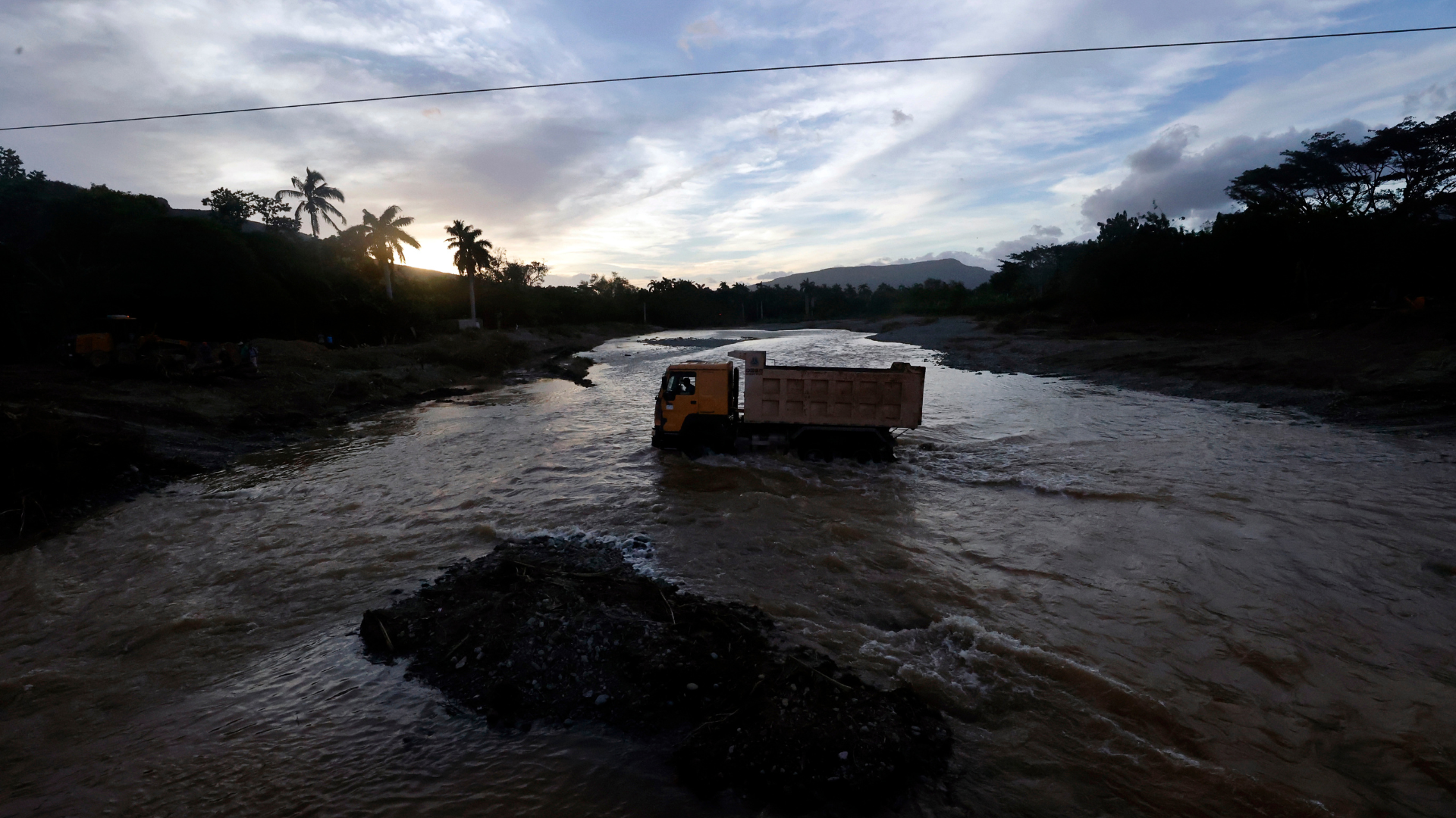 Cuba: reportan ocho fallecidos por la tormenta tropical Oscar 