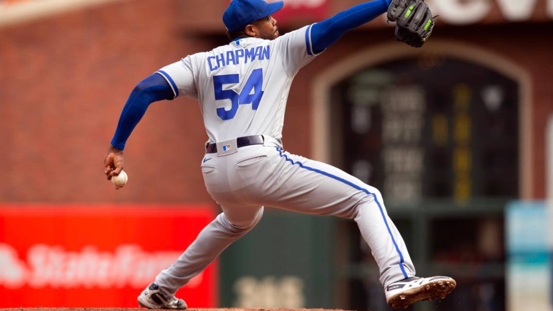 Cubano Aroldis Chapman quiere otro anillo de Serie Mundial