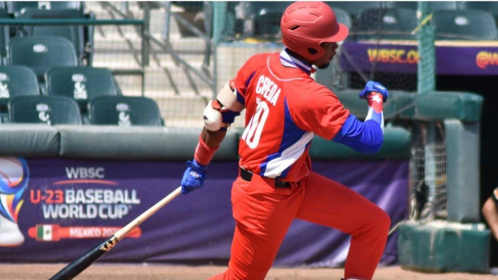 Cubano Geisel Cepeda habría pactado con los Rangers de Texas