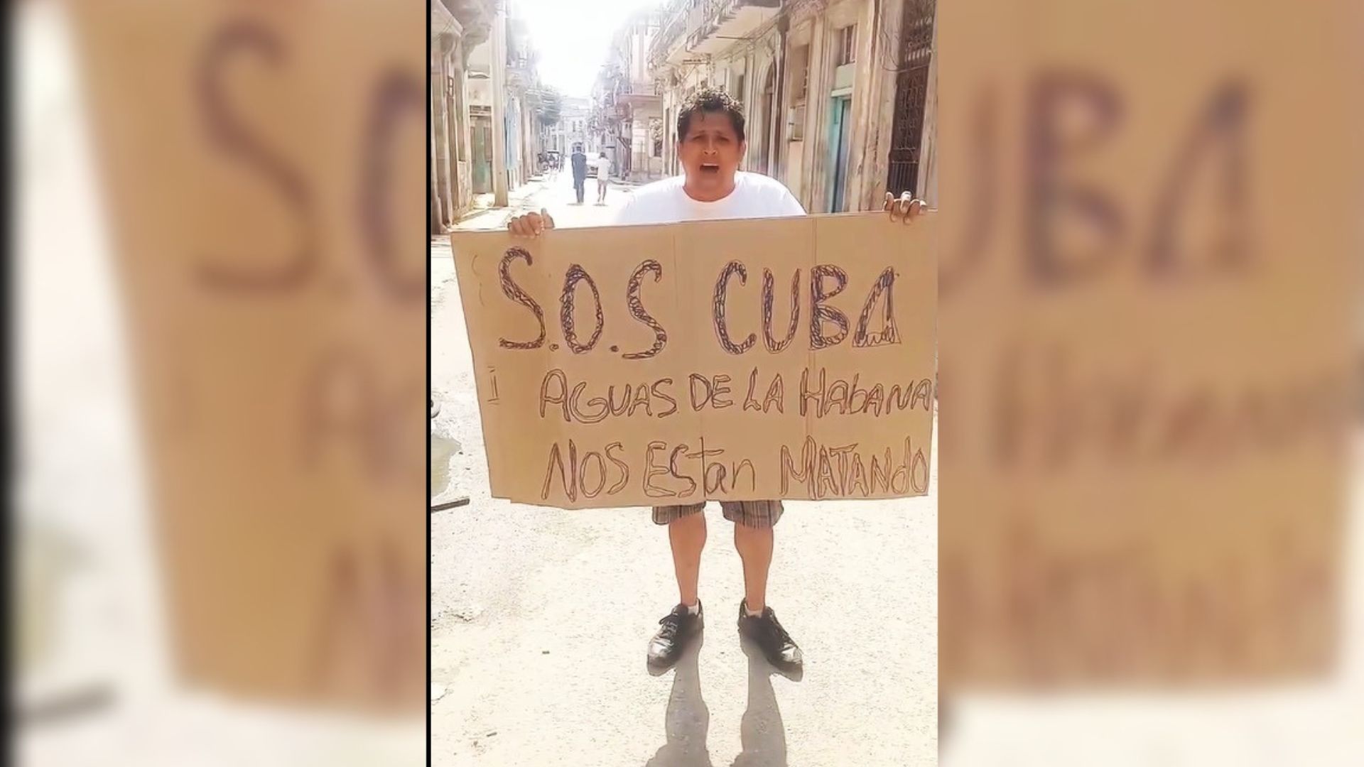 Cubano protesta en las calles: "Aguas de La Habana nos está matando"