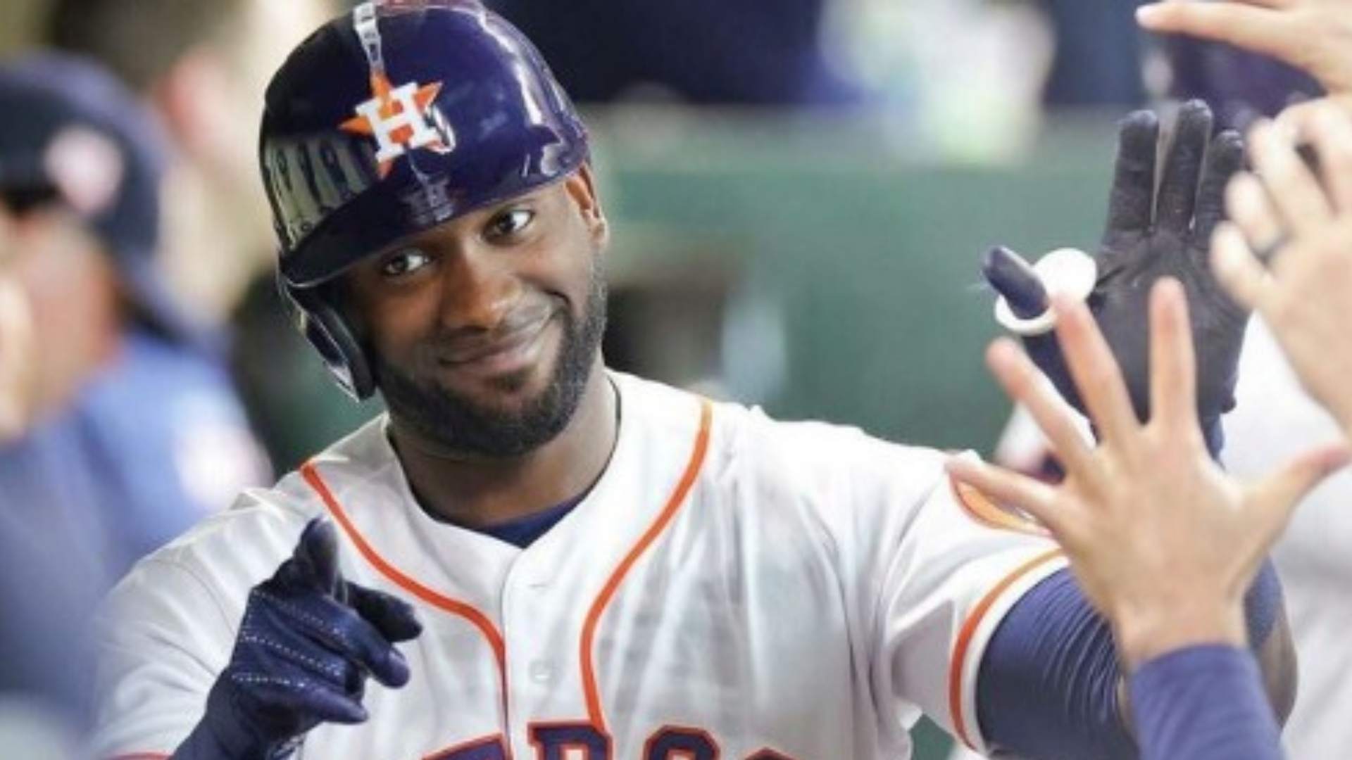 Cubano Yordan Álvarez consigue 30 jonrones por tercera temporada consecutiva en MLB