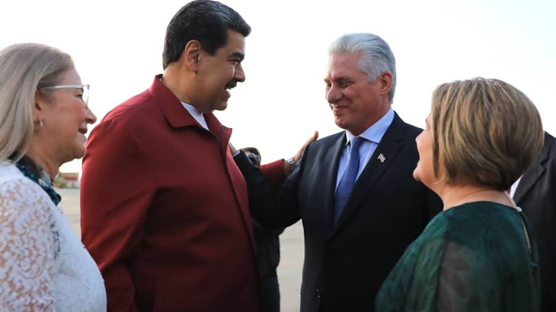 Díaz-Canel realiza viaje relámpago a Venezuela para reunirse con Maduro