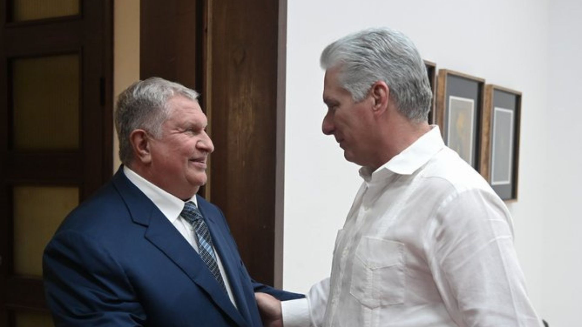 Díaz-Canel recibe a Igor Sechin, la “mano derecha" de Putin 