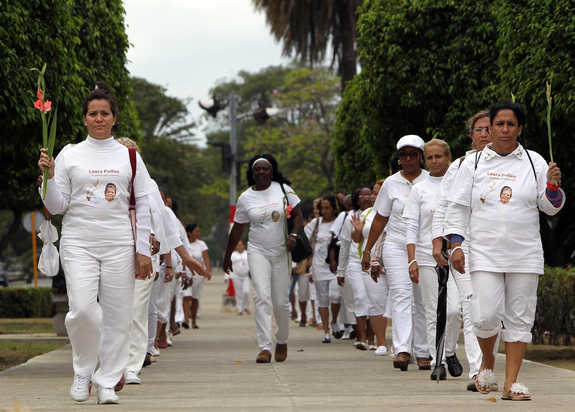 Damas de Blanco denuncian arrestos y operativos policiales