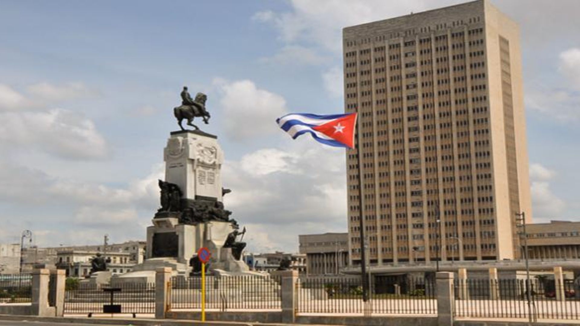 Denuncia: Cubana con cáncer sin acceso a tratamiento médico en la isla