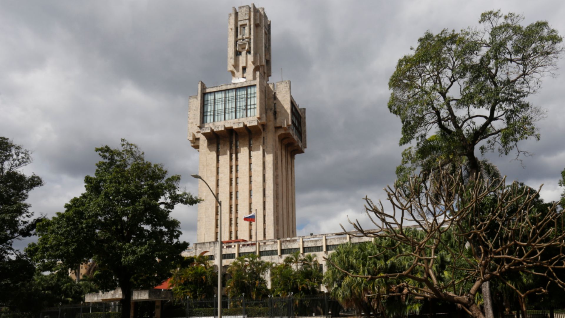 Denuncian red de inteligencia rusa para espiar a EE.UU. desde Cuba