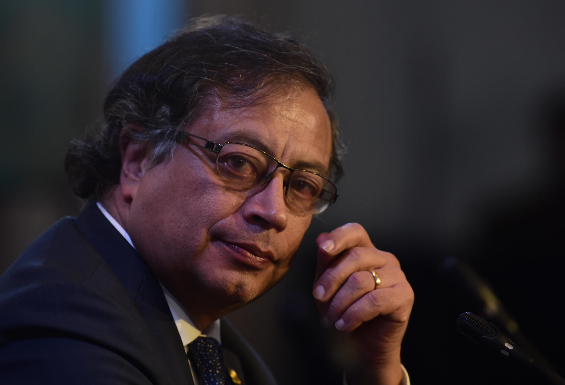 “Dictador e ignorante”: critican a Gustavo Petro por intentar socavar la institucionalidad colombiana