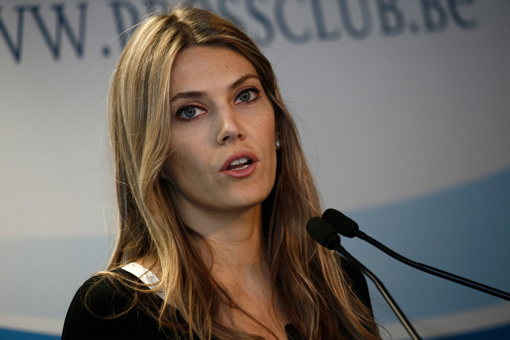 Dictan un mes de prisión preventiva para eurodiputada socialista implicada en corrupción