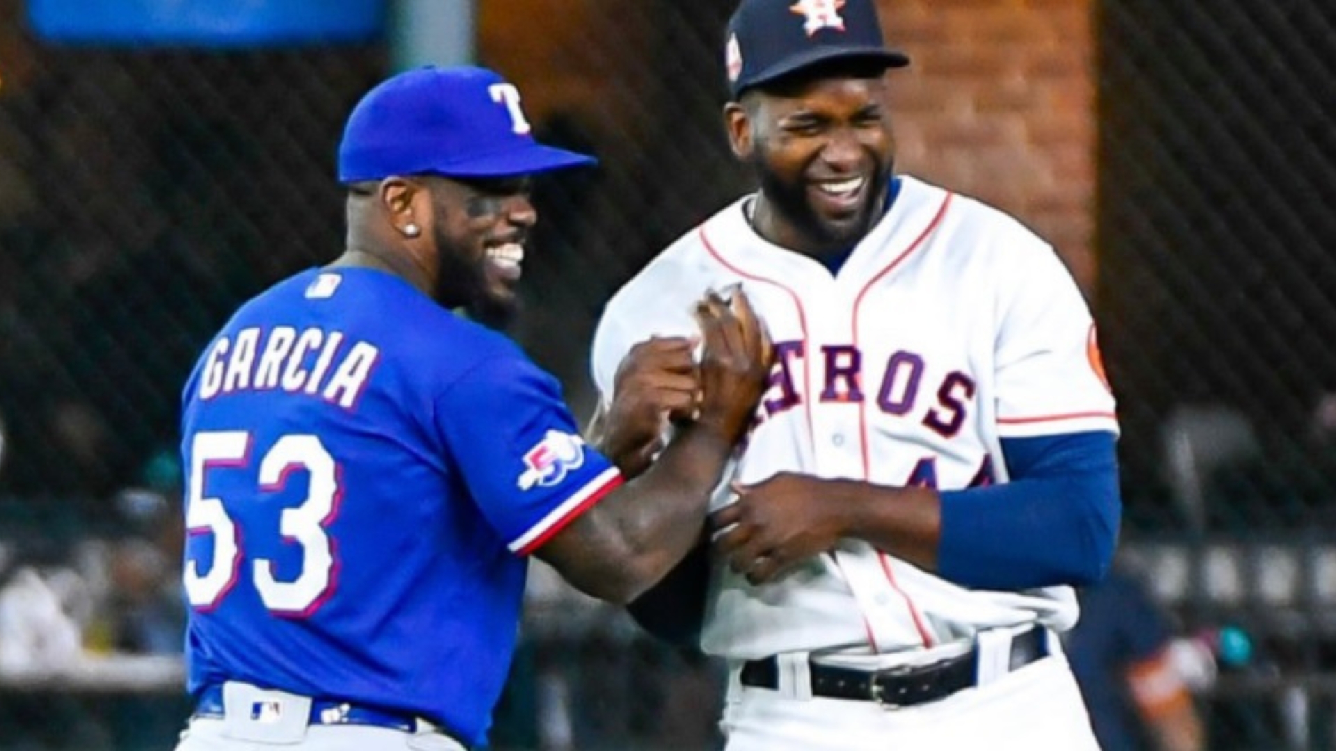 Dos peloteros cubanos lideran el casillero de carreras empujadas en MLB