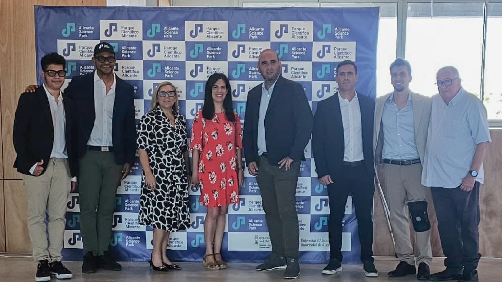Dueños de Mipymes cubanas viajan a España y crean allí una empresa