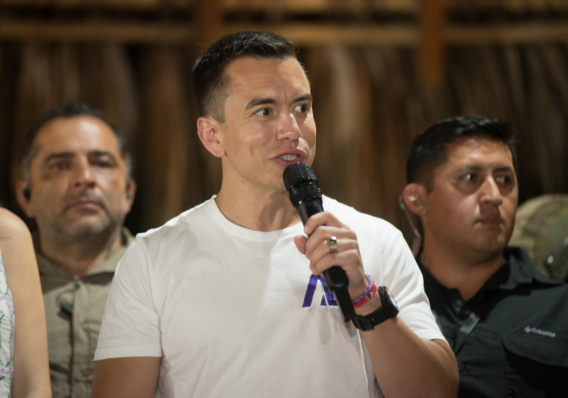 Ecuador elige a Noboa como su nuevo presidente y el correísmo encaja una nueva derrota