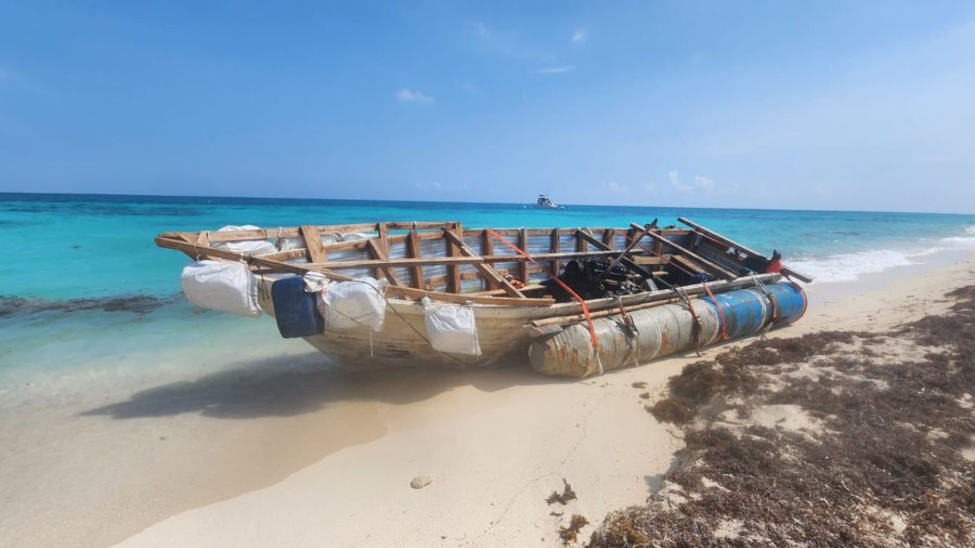 EE.UU. devuelve 27 balseros a Cuba