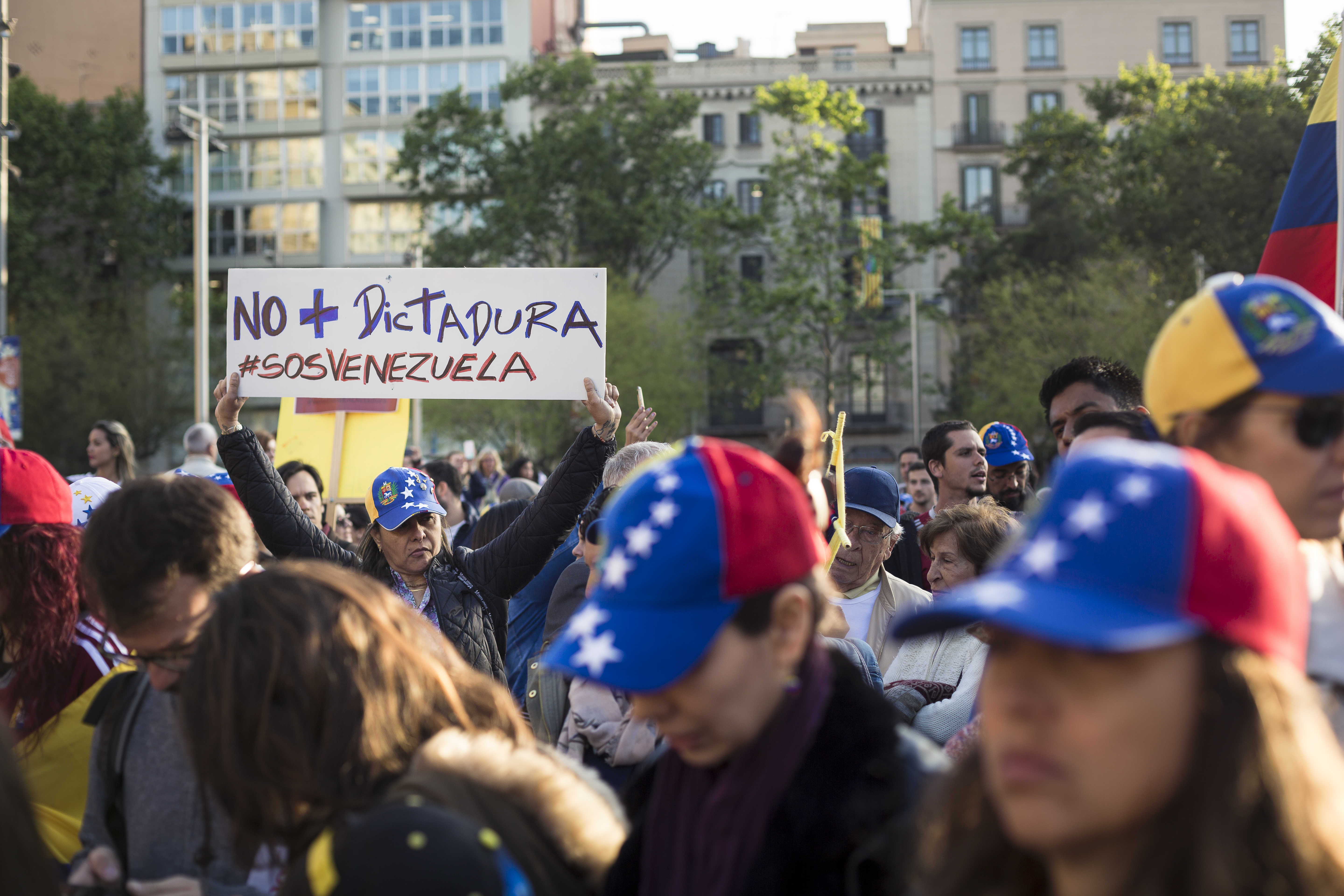 EE.UU. emite severa advertencia de “No viajar” a Venezuela